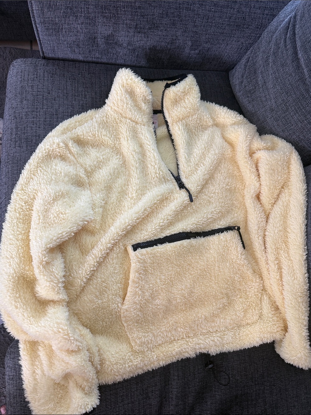 Cozy yellow Sherpa Half-Zip Pullover
